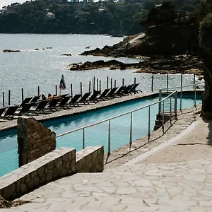 Parc Et Le Provencal Hyères